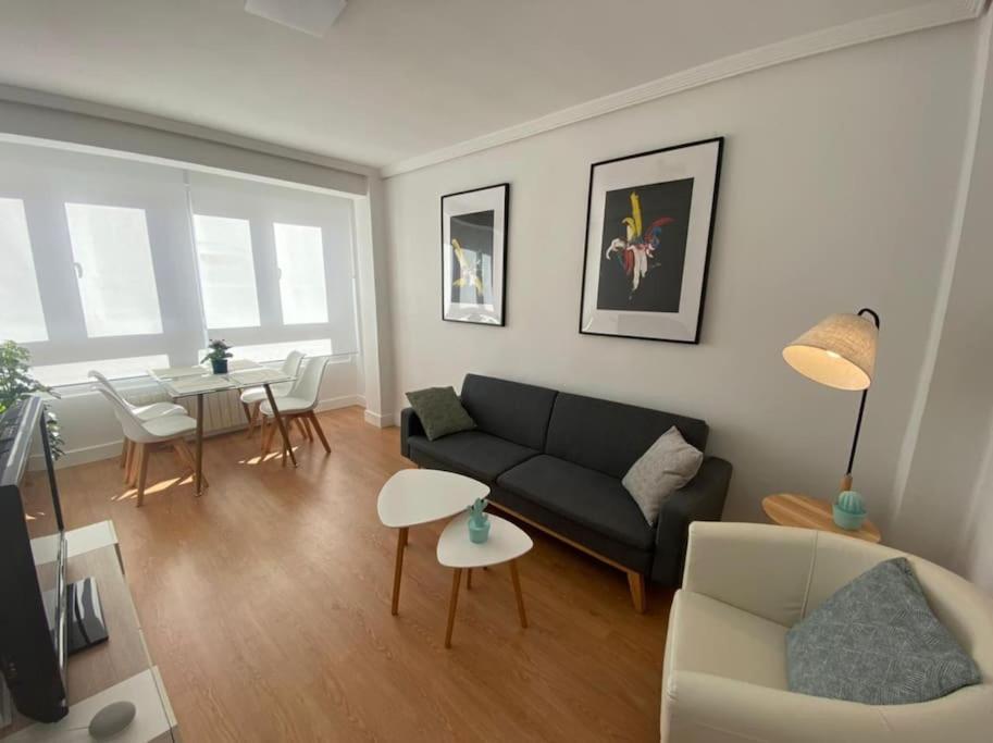 Apartamento Centrico-Parking Gratuito-Wifi Santender Kültér fotó